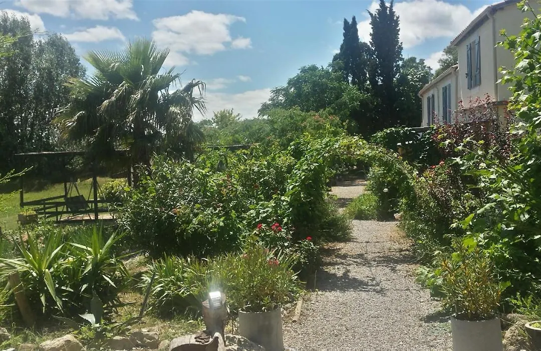 Aux Roses de l'Etang-1