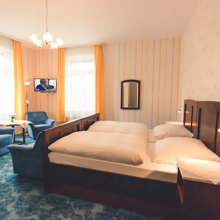 Rheinhotel Starkenburger Hof-2