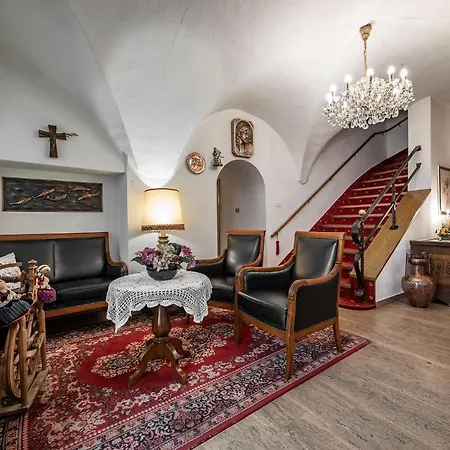 Hotel Weisse Lilie - B&B-3