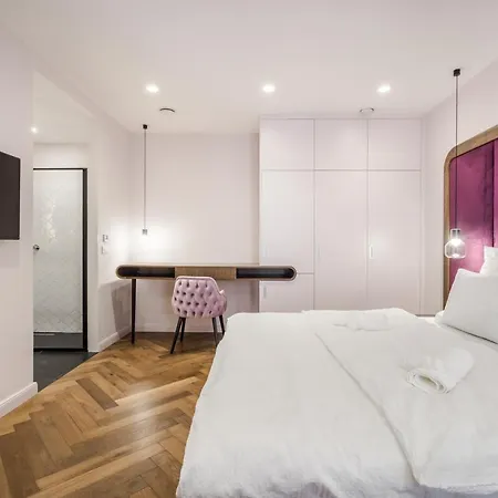 Budapest Eye- Boutique Suites, By Bqa-2