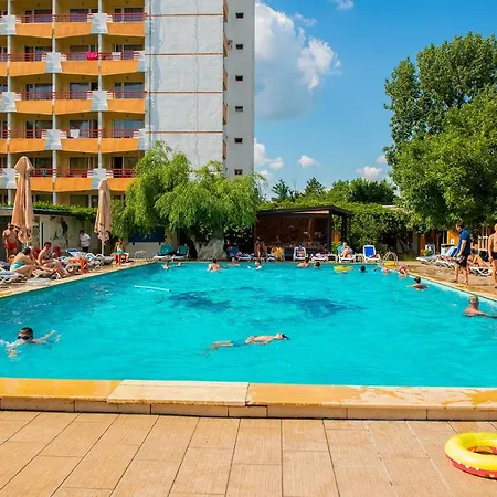 Hotel Majestic Mamaia Half Board & All Inclusive-3