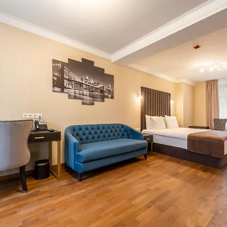 Old Riga Plaza Hotel-3