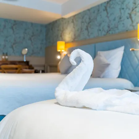 Grand Hotel Normandy By Cw Hotel Collection-3