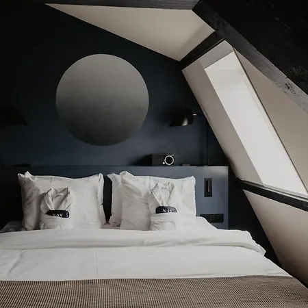 The Nox Hotel-3