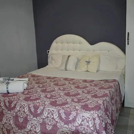 B&B Della Fortuna (Private Room In The Center Of Naples)-2