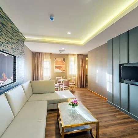 Royal Rattanakosin Hotel - Near Grand Palace & Khaosan Road-3