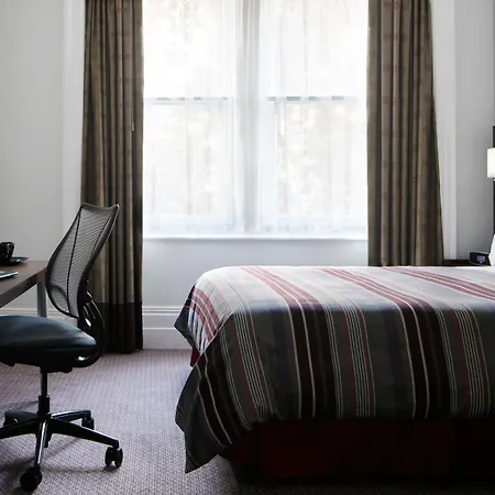 Club Quarters Hotel Trafalgar Square, London-3