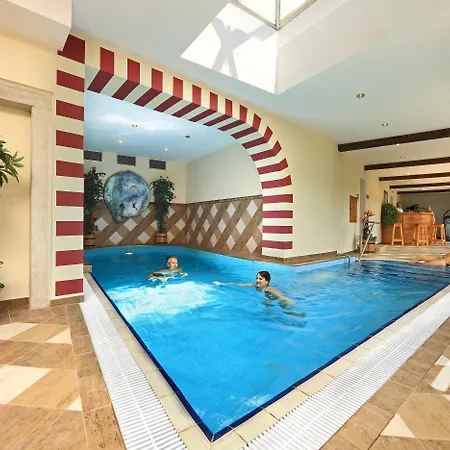 Hotel Ruze-3