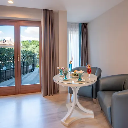 Nastro Azzurro Resort-2