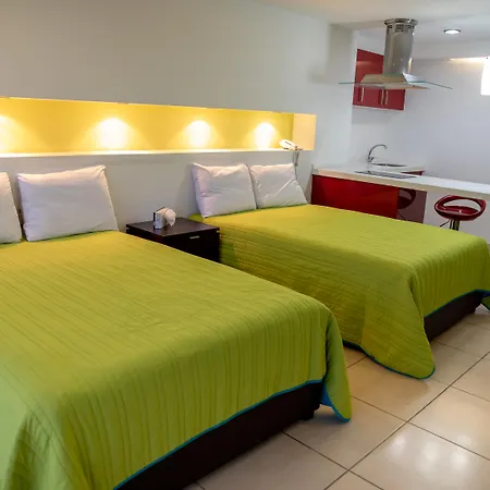 Ramada By Wyndham Acapulco Hotel & Suites-3