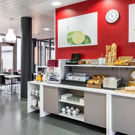 Aparthotel Adagio Access Paris Clichy-3