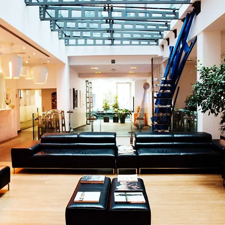 Hotel Aqua By Happyculture-2
