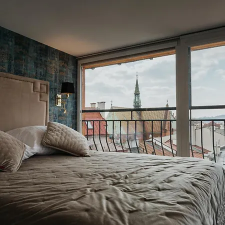 Hotel Jan-2