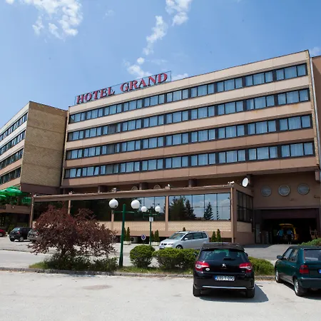 Hotel Grand-3