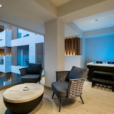 Akasha Beach Hotel & Spa-3