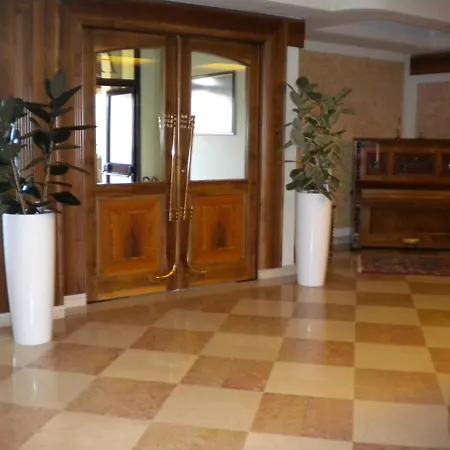 Continental Hotel-3