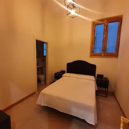 Hostal Lausanne-2