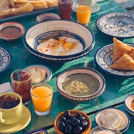 Riad Amelia : Lalla Fatima Zohra Room-3