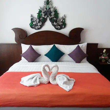 Nicha Suite Hua Hin Hotel-3