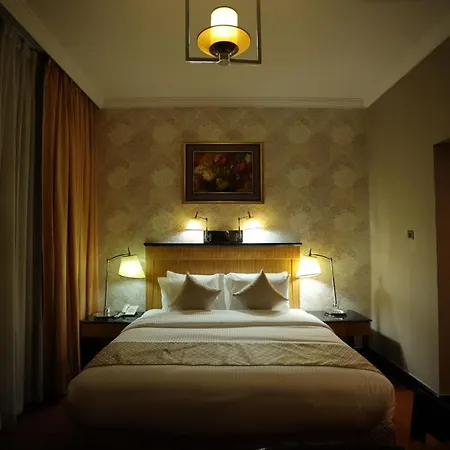 Creek Gate Hotel-Baithans-2