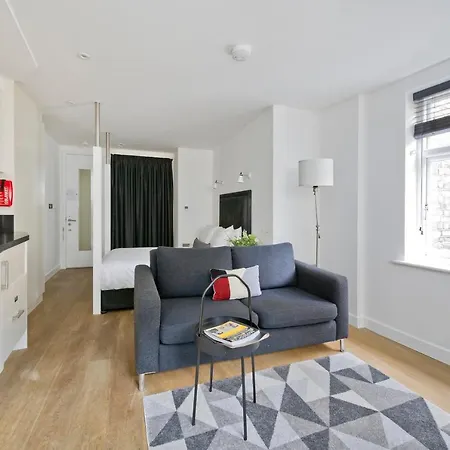 Crane Court By City2Stay-2