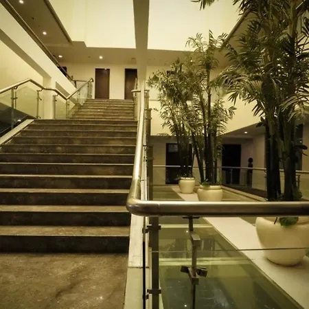 Grand Hotel Himayat-2