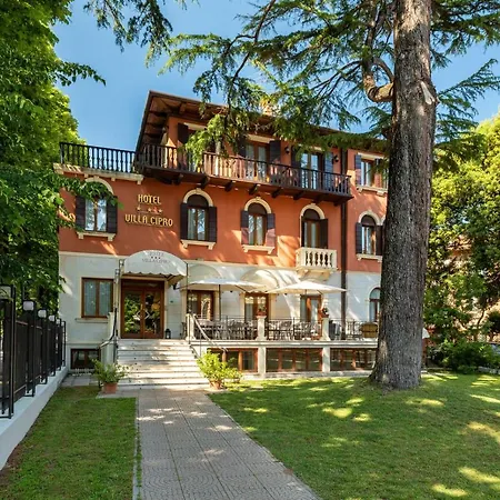 Hotel Villa Cipro-2