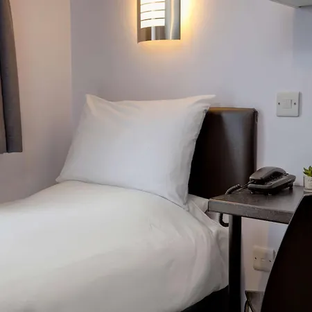 Sure Hotel By Best Western Reading-3