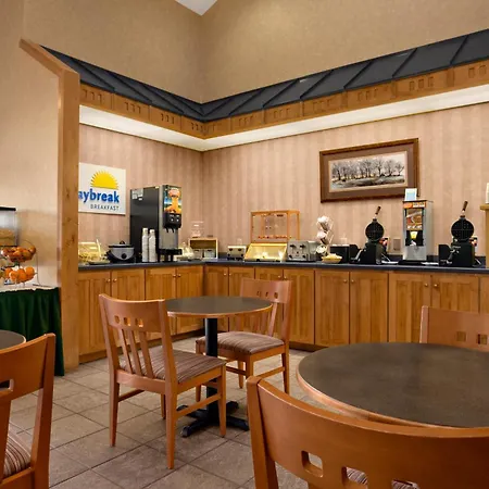 Days Inn By Wyndham Rapid City-2