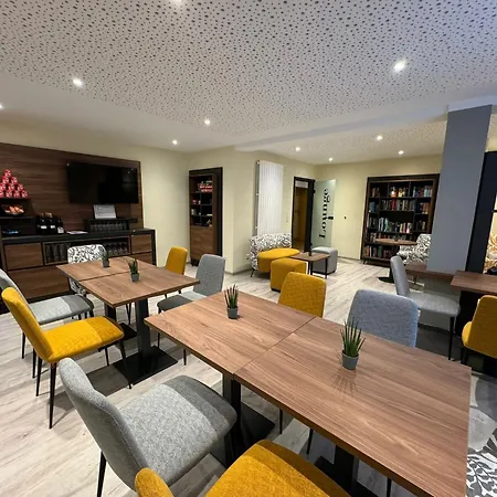 Hotel Burgfrieden-3