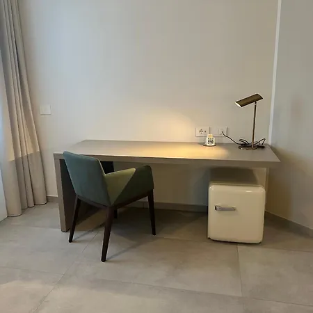 Al Suite-2
