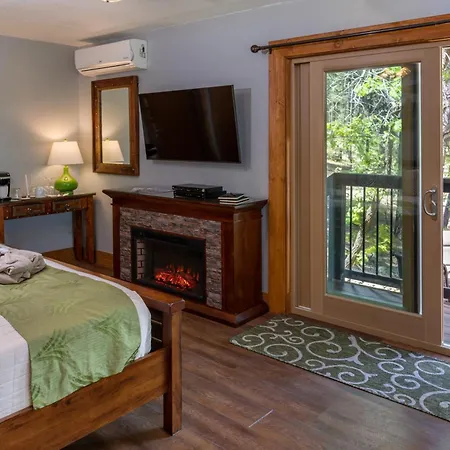 Sheridan House Inn- Adult Only Accommodation-3