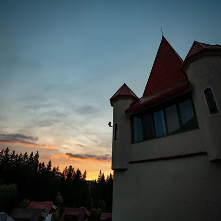 House Of Dracula Hotel-3