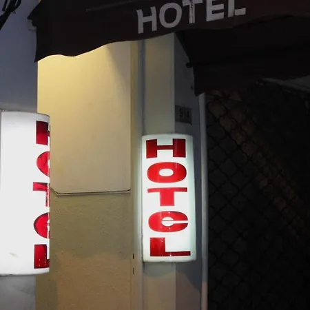 Hotel Ideal-3