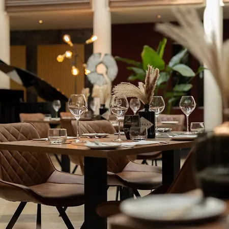 Hotel Van Eyck-3