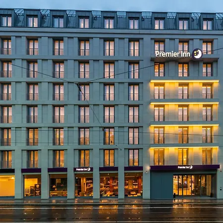 Premier Inn Leipzig City Oper-2