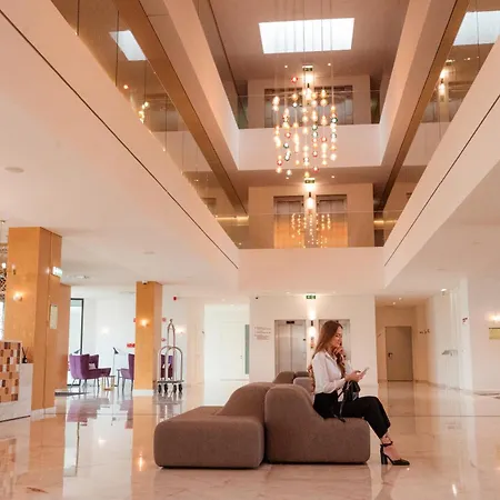 Sines Sea View Business & Leisure Hotel-2