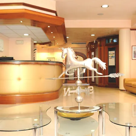 Hotel Mondial-2