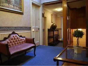 Wards Hotel-2