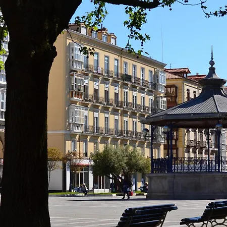 Plaza Pombo B&B - Hostal-3