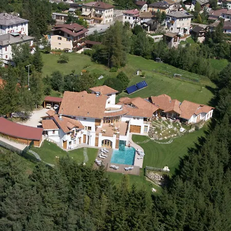 Castelir Suite Hotel-3