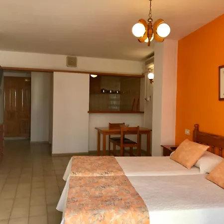 Apartamentos Jovial-2