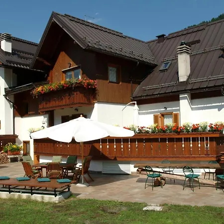 Valbruna Inn Bed & Breakfast-3
