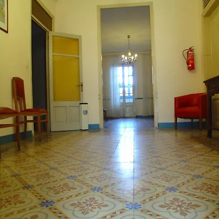 Hostal Adarnius-3