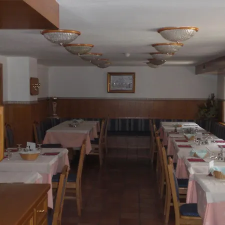 Hotel Edelweiss-3
