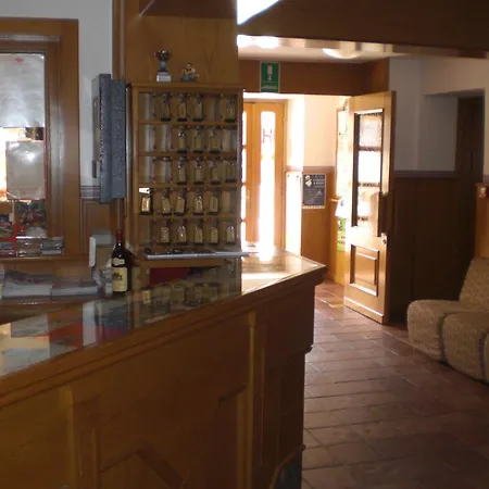 Hotel Edelweiss-2