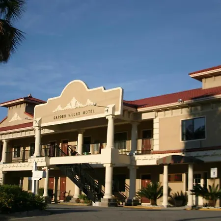 The Garden Villas Hotel-3