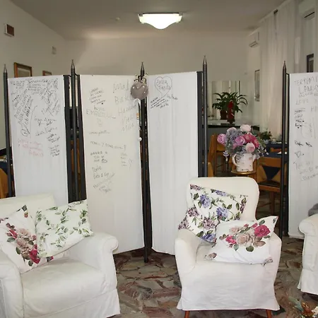 Martina'S Hotel-2
