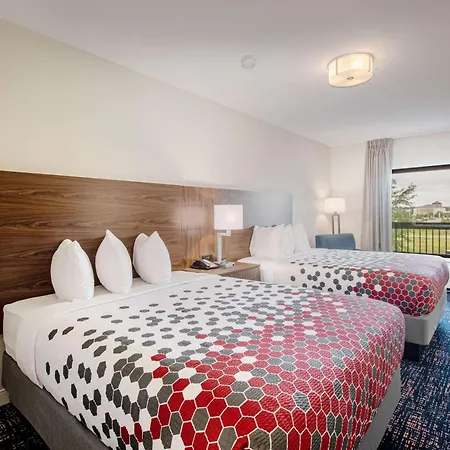 Econo Lodge Inn & Suites Foley-North Gulf Shores-3