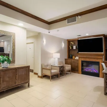 Econo Lodge Inn & Suites Foley-North Gulf Shores-2